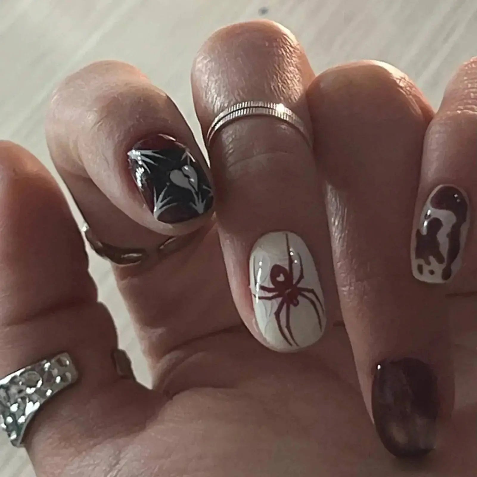 24pcs Halloween Spider Fake Nail Patch - Life and Lines