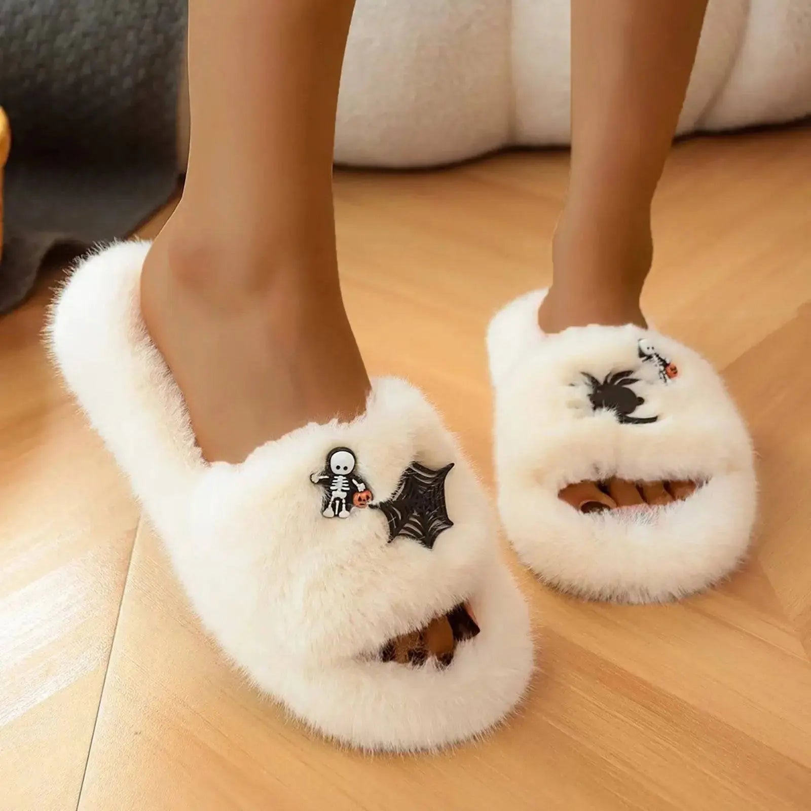 Women’s Winter Fashion Soft Warm Comfort Flat Fur Slippers - Life and Lines