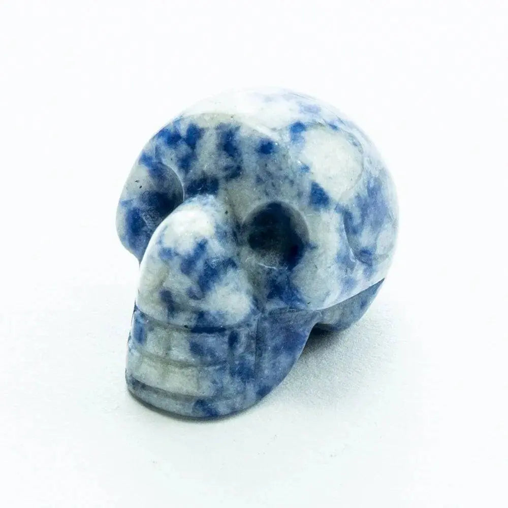 Natural Crystal 1-inch Skull Carving Halloween Gift Precious Jewelry Creative Crafts Home Decoration Desktop Ornament - Life and Lines