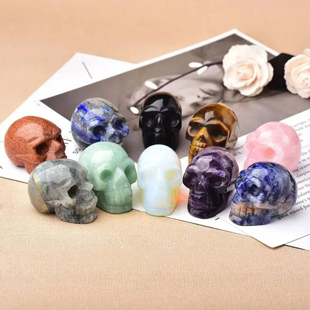 Natural Crystal 1-inch Skull Carving Halloween Gift Precious Jewelry Creative Crafts Home Decoration Desktop Ornament - Life and Lines