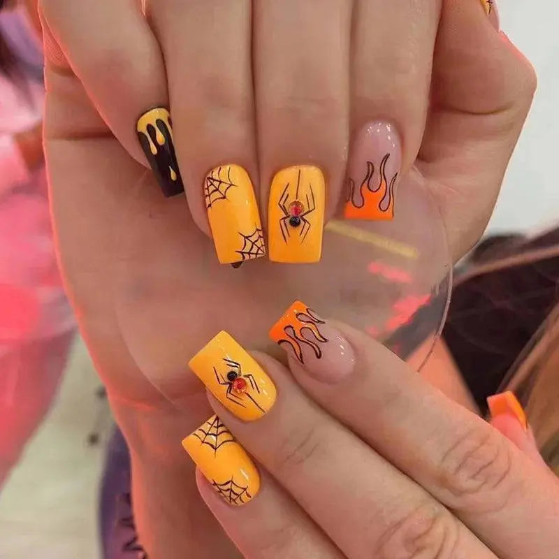 24Pcs Halloween Fake Nails Art Set - Life and Lines