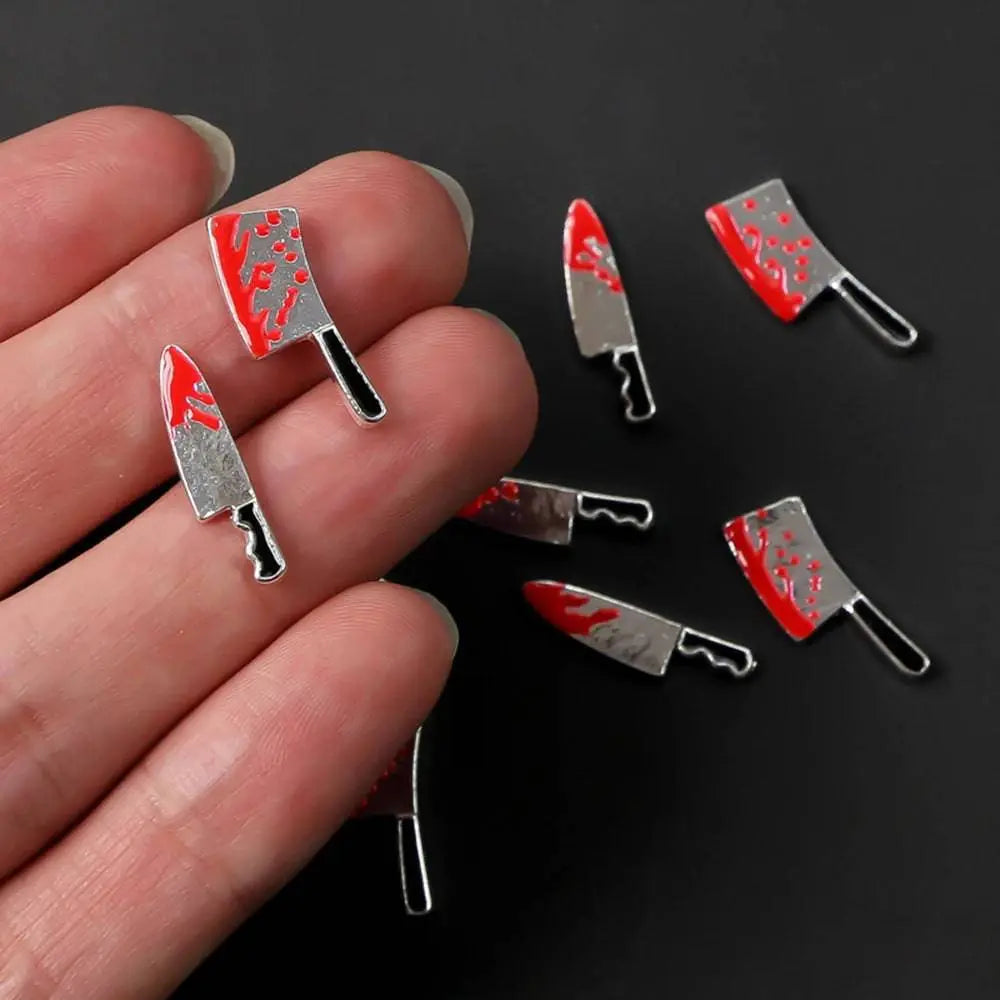 10Pcs Halloween Fake Weapon with Blood Nail - Life and Lines