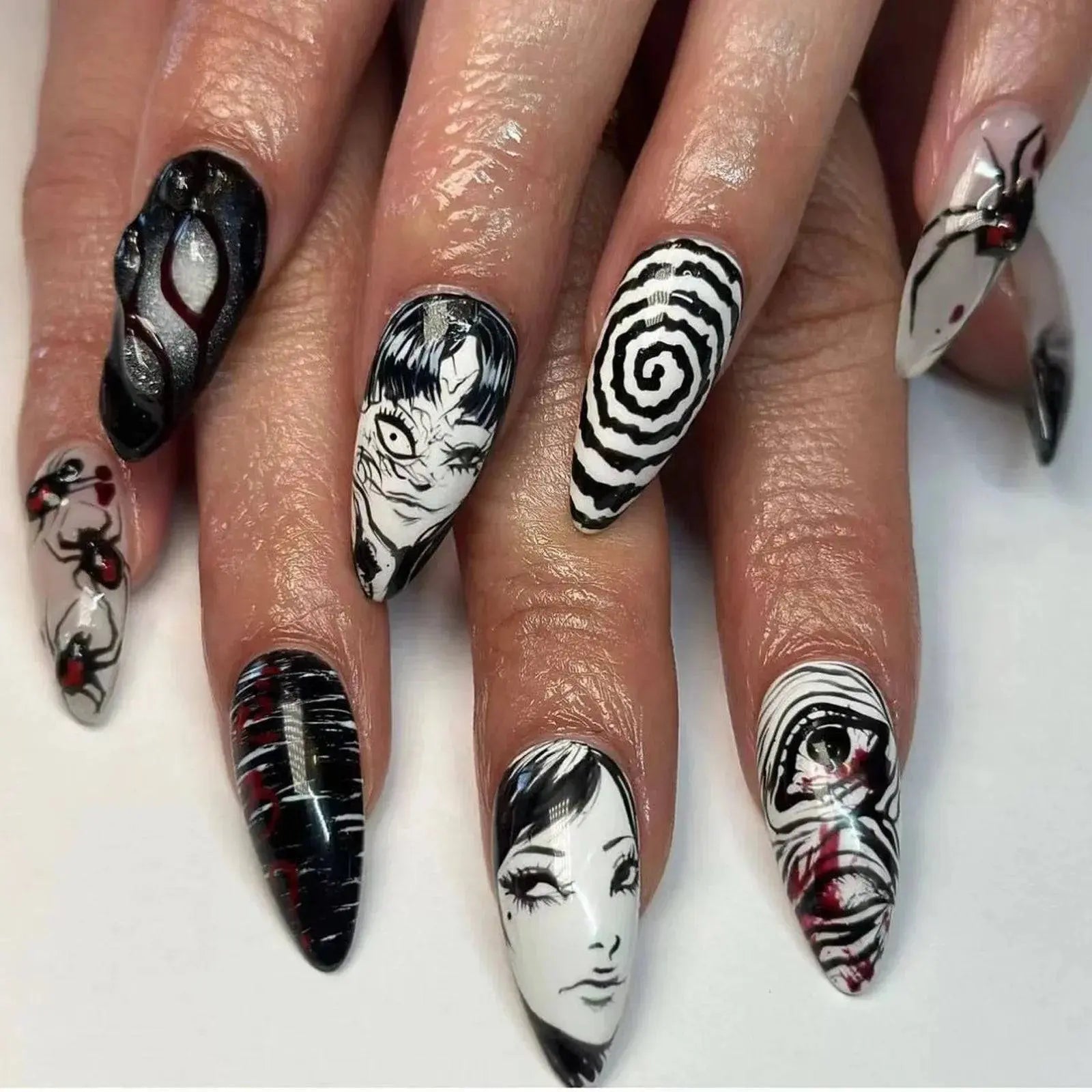 24Pcs Horror Tomie Press-On Nails 24 - Life and Lines