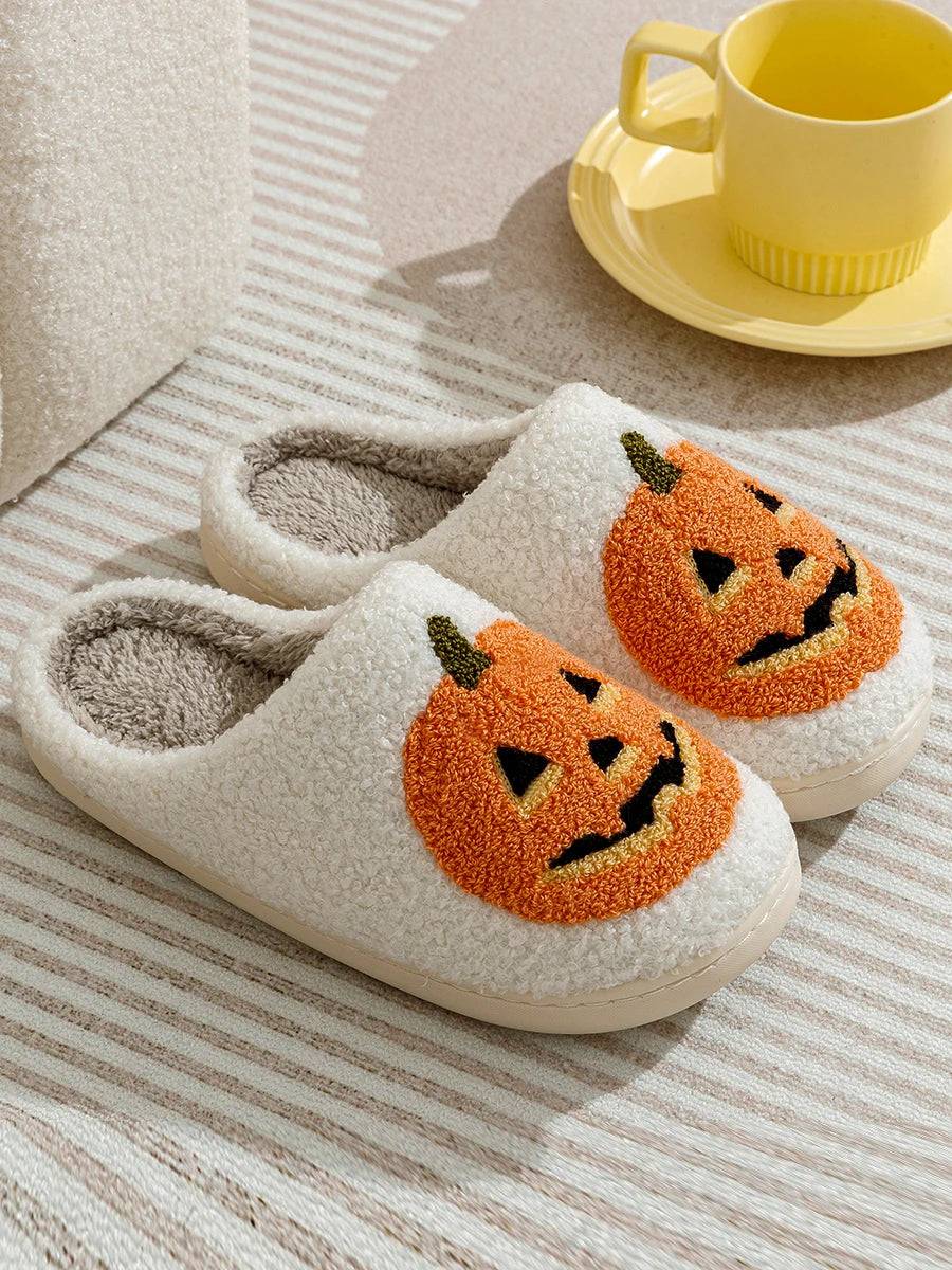 Smile Pumpkin Halloween Women's Slippers Winter Indoor Cartoon Comfort Home Bedroom Soft Causal Flat Plush Shoes for Gift - Life and Lines