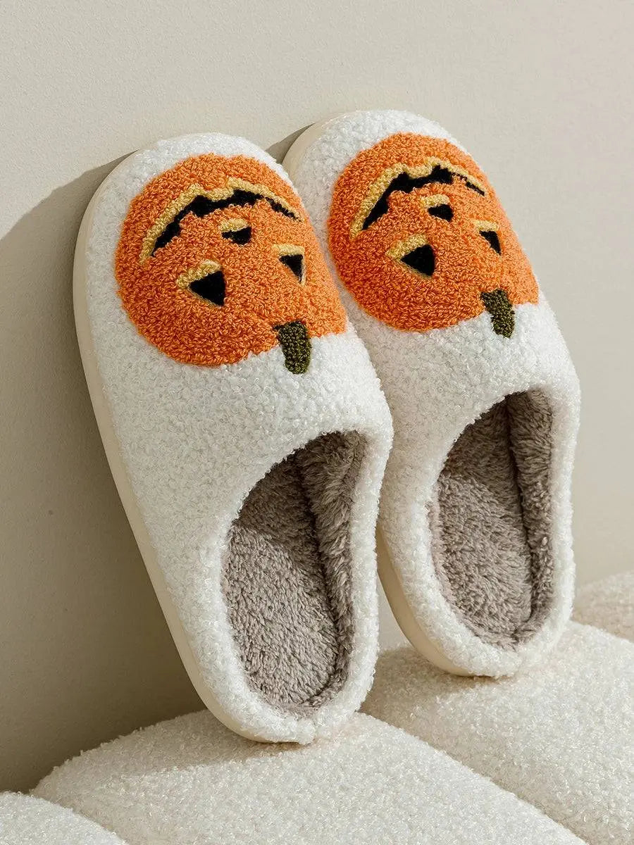 Smile Pumpkin Halloween Women's Slippers Winter Indoor Cartoon Comfort Home Bedroom Soft Causal Flat Plush Shoes for Gift - Life and Lines